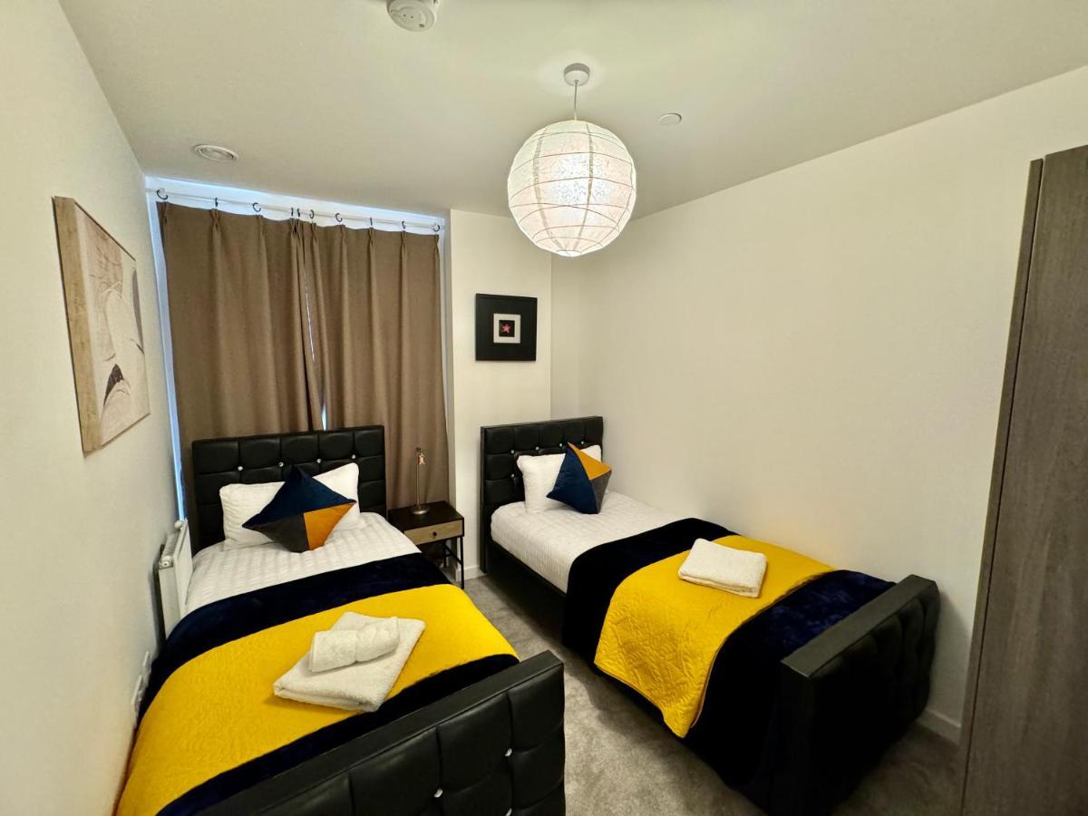 3Bedroom, 2Bathroom, Balcony,Luxury Flat Westfield Londen Buitenkant foto