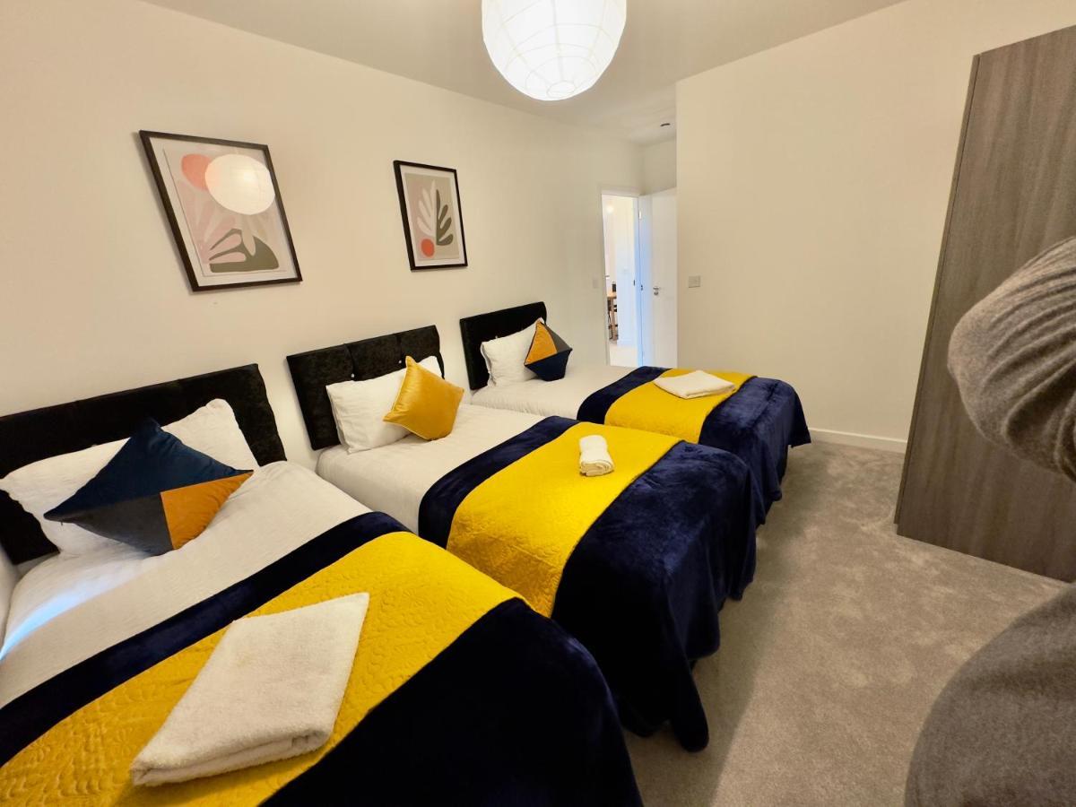 3Bedroom, 2Bathroom, Balcony,Luxury Flat Westfield Londen Buitenkant foto